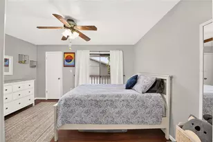 1434 SW 25th Pl, Gainesville, FL 32608 - Photo 10
