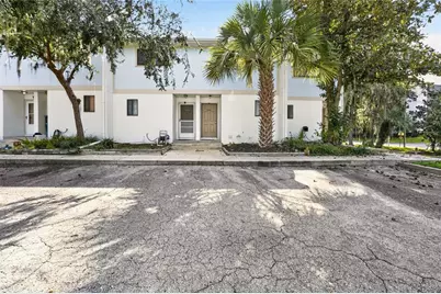 1434 SW 25th Place #C2, Gainesville, FL 32608 - Photo 1