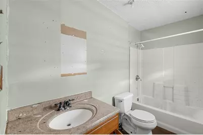 1048 N Missouri Avenue, Lakeland, FL 33805 - Photo 8