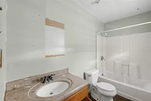 1048 N Missouri Ave, Lakeland, FL 33805 - Photo 8