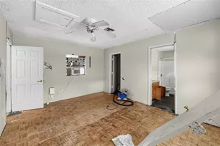 1048 N Missouri Ave, Lakeland, FL 33805 - Photo 6