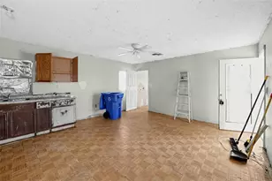 1048 N Missouri Ave, Lakeland, FL 33805 - Photo 2