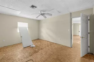 1048 N Missouri Ave, Lakeland, FL 33805 - Photo 12