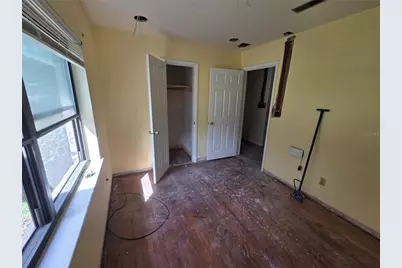 2212 NE 8th Avenue, Gainesville, FL 32641 - Photo 10