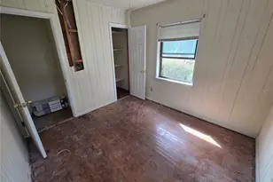 2212 NE 8th Ave, Gainesville, FL 32641 - Photo 14