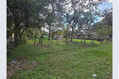 2212 NE 8th Avenue, Gainesville, FL 32641 - Photo 32