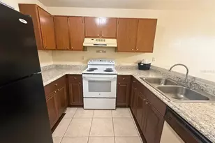 75 SE 16th Ave, Gainesville, FL 32601 - Photo 4