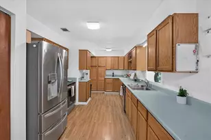 200 SW 264th St, Newberry, FL 32669 - Photo 2