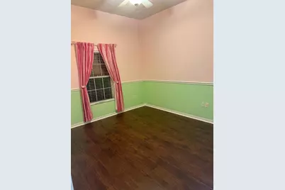 8718 SW 8th Place, Gainesville, FL 32607 - Photo 18