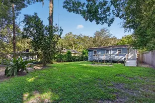 1315 NE 3rd Ave, Gainesville, FL 32641 - Photo 14