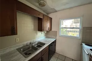 824 SE 1st Ave, Gainesville, FL 32601 - Photo 8
