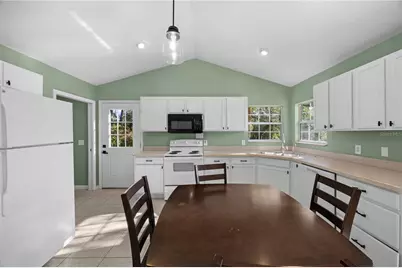389 SW Kemp Court, Lake City, FL 32024 - Photo 4