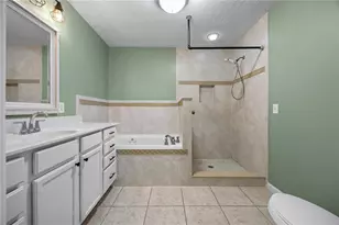 389 SW Kemp Ct, Lake City, FL 32024 - Photo 12