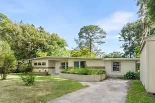 1321 NE 20th Ave, Gainesville, FL 32609 - Photo 2