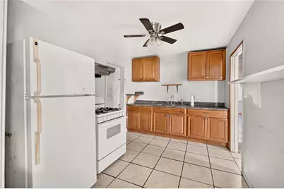 907 NE 24th Street, Gainesville, FL 32641 - Photo 4