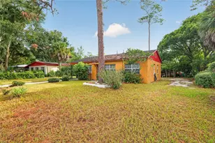907 NE 24th St, Gainesville, FL 32641 - Photo 32