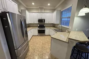 8390 SW 78th Rd, Gainesville, FL 32608 - Photo 4
