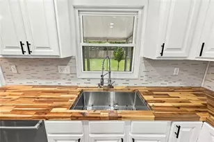4101 NW 14th Pl, Gainesville, FL 32605 - Photo 14