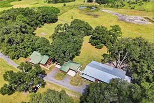 18731 SE 30th St, Morriston, FL 32668 - Photo 4