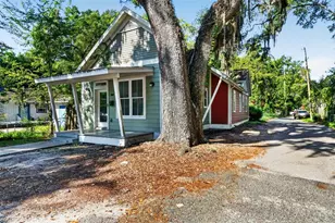 727 NW 4th Ave, Gainesville, FL 32601 - Photo 2