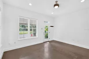 727 NW 4th Ave, Gainesville, FL 32601 - Photo 8