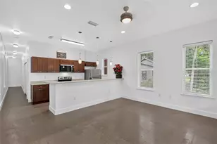 727 NW 4th Ave, Gainesville, FL 32601 - Photo 6