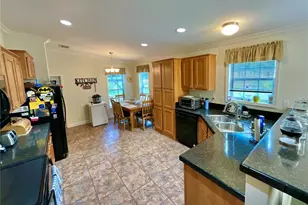 104 Silver Dollar Dr, Hawthorne, FL 32640 - Photo 12