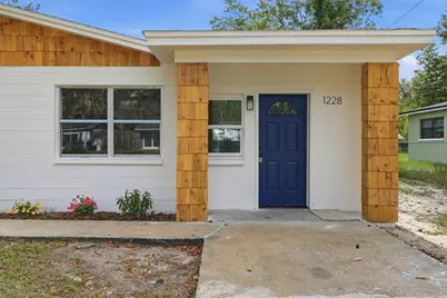 1228 SE 19th Street, Gainesville, FL 32641 - Photo 1