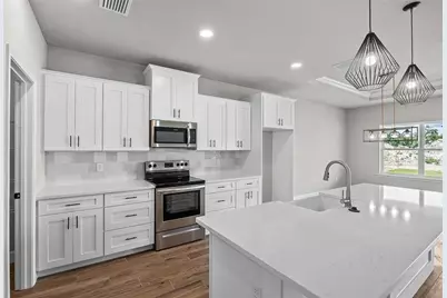 6724 SW 12th Lane, Gainesville, FL 32607 - Photo 4