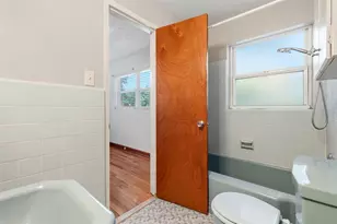 1038 NE 21 Ave, Gainesville, FL 32609 - Photo 18