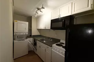 2490 SW 14th Dr, Gainesville, FL 32608 - Photo 10