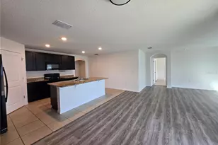 887 N W 250 Dr, Newberry, FL 32669 - Photo 8