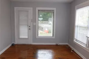 2609 NW 6th St, Gainesville, FL 32609 - Photo 2