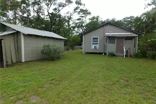 2609 NW 6th St, Gainesville, FL 32609 - Photo 18