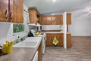 7030 NW 167th Pl, Trenton, FL 32693 - Photo 10
