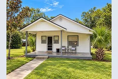 226 NE 3rd Avenue, Williston, FL 32696 - Photo 1