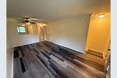 2635 SW 35th Place #201, Gainesville, FL 32608 - Photo 2