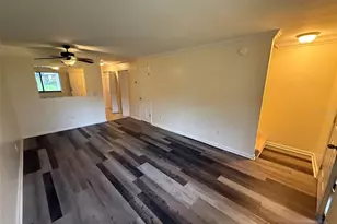 2635 SW 35th Pl, Gainesville, FL 32608 - Photo 2