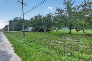 7990 Floral Ridge Cir, Keystone Heights, FL 32656 - Photo 6