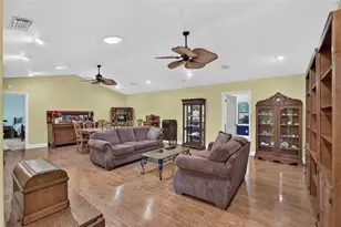 657 SE 2nd Ave, Melrose, FL 32666 - Photo 16