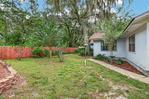 657 SE 2nd Ave, Melrose, FL 32666 - Photo 8