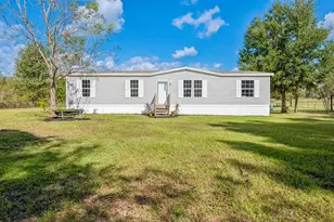 2729 SW Watson St, Fort White, FL 32038 - Photo 2