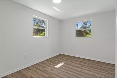 654 NE 2nd Street, Crystal River, FL 34429 - Photo 12