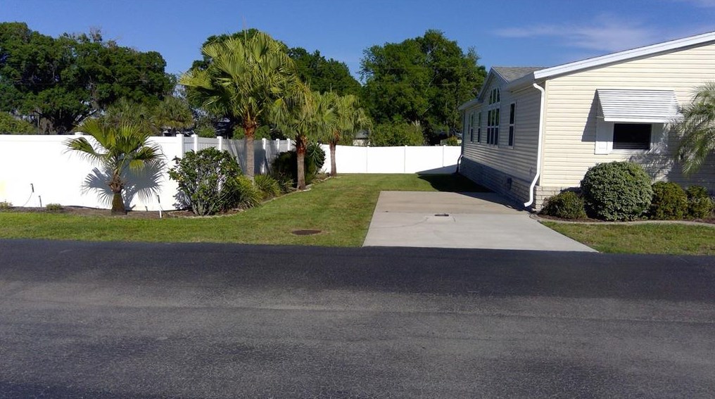 452 Par Dr #371, West Frost Proof, FL 33843