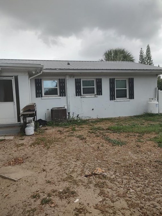 222 Steedly Ave, Lake Wales, FL 33853