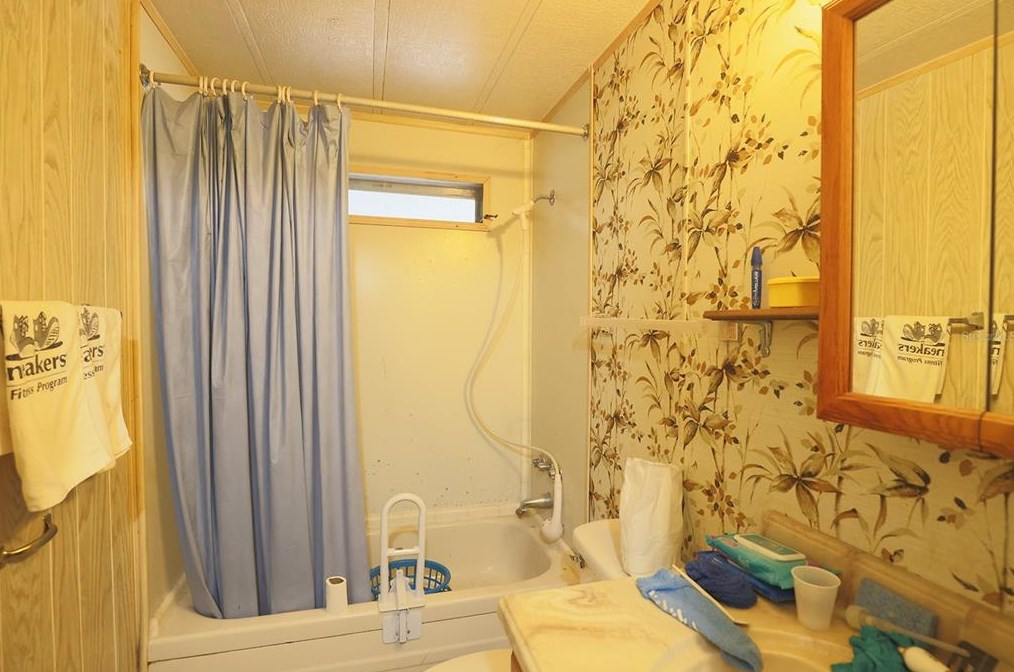 1125 Peninsular Dr, Lake Wales FL  33853-5039 exterior