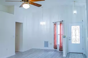 231 Lake Suzanne Dr, Lake Wales, FL 33859 - Photo 6