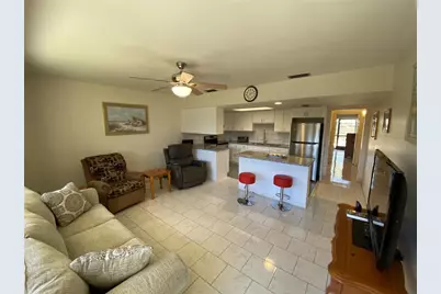 711 Springer Drive #9, Lake Wales, FL 33853 - Photo 2