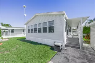 43 Red Quill Cir, Lake Wales, FL 33898 - Photo 4