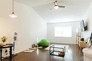 821 Orchid Springs Dr, Winter Haven, FL 33884 - Photo 2